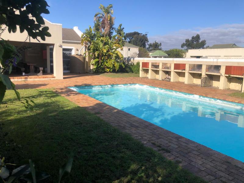 To Let 1 Bedroom Property for Rent in Kenilworth Western Cape